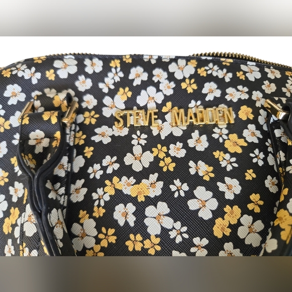 Steve Madden Floral Black and Yellow Women's Bag EUC - Picture 3 of 8